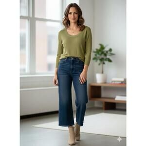 JOSEPH A. - Green Silk Blend Scoop Neck 3/4 Sleeve Knit Sweater - M